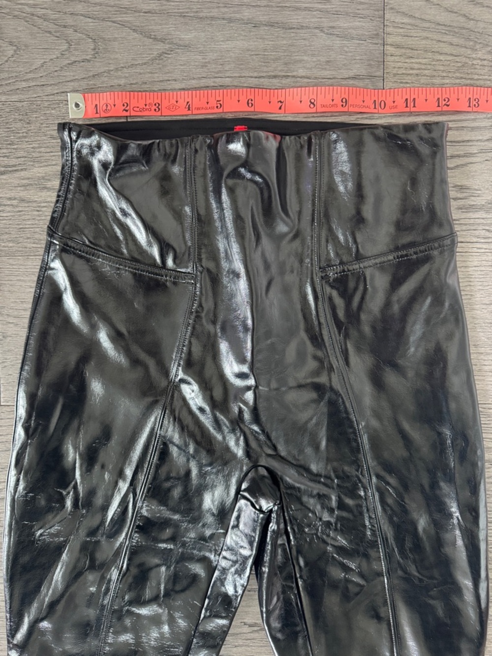 🌼SPANX🌼 Faux Patent Leather Leggings, Size S - Picture 8 of 13